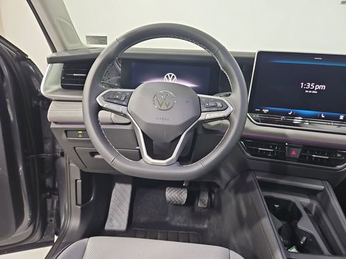 New 2026 Volkswagen Tiguan SE AWD/4WD image 13