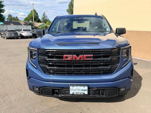 Used 2024 GMC Sierra 1500 Elevation w/ X31 Off-Road Package AWD/4WD image 12