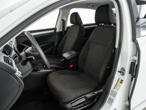 Used 2016 Volkswagen Passat 1.8T S w/ Lighting Package (P06) image 27