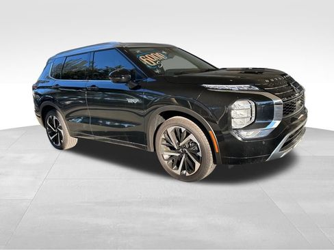 New 2025 Mitsubishi Outlander SEL image 2