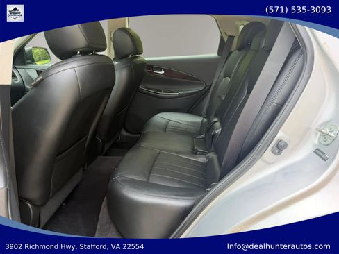 Used 2017 INFINITI QX50 2WD w/ Premium Plus Package image 16