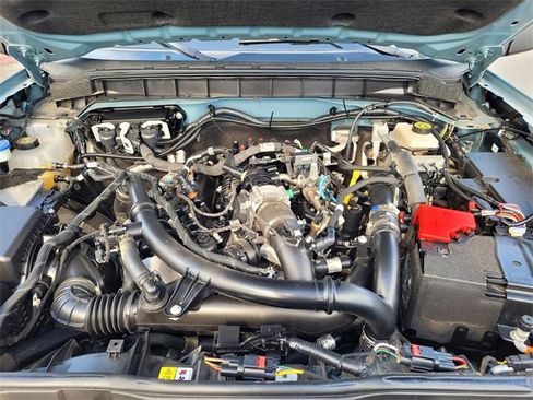 Used 2022 Ford Bronco Wildtrak image 32