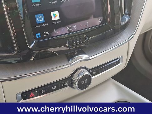 Certified 2023 Volvo XC60 B5 Plus w/ Protection Package Premier image 17