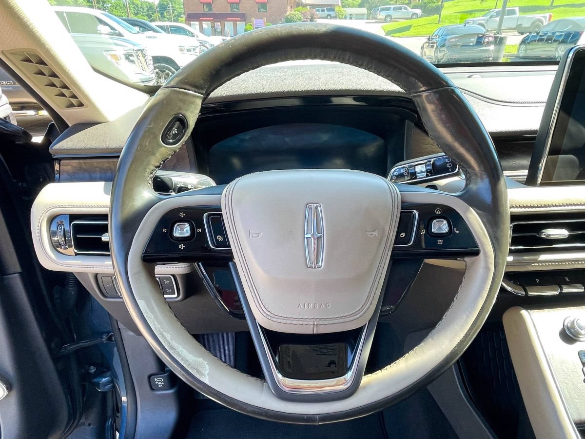 Used 2020 Lincoln Aviator Reserve w/ Equipment Group 201A RWD image 11