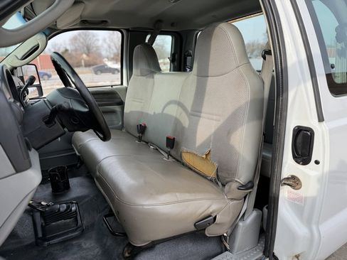 Used 2005 Ford F250 XL image 20