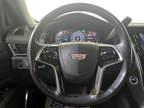 Used 2018 Cadillac Escalade ESV Platinum image 22