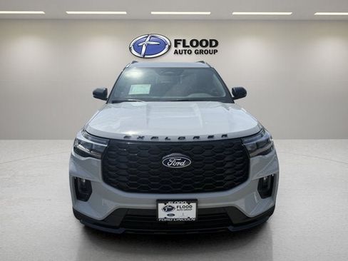 New 2027 Ford Explorer ST-Line AWD/4WD image 2