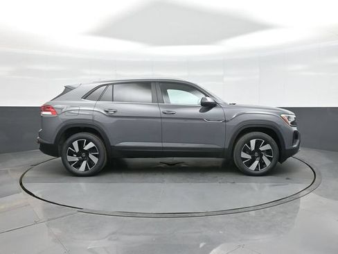 New 2026 Volkswagen Atlas Cross Sport SE AWD/4WD image 8
