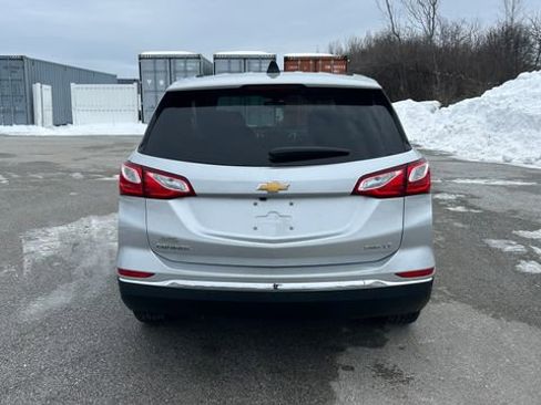 Certified 2019 Chevrolet Equinox LT image 4