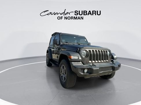 Used 2020 Jeep Wrangler Sport AWD/4WD image 2