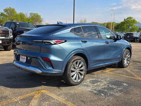 New 2026 Buick Envista Avenir FWD image 9