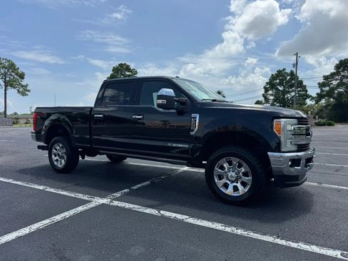 Used 2017 Ford F250 King Ranch w/ King Ranch Ultimate Package AWD/4WD image 4