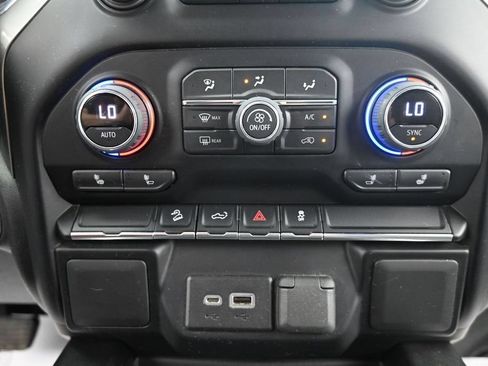 Used 2021 Chevrolet Silverado 1500 LT Trail Boss w/ Bed Protection Package AWD/4WD image 25