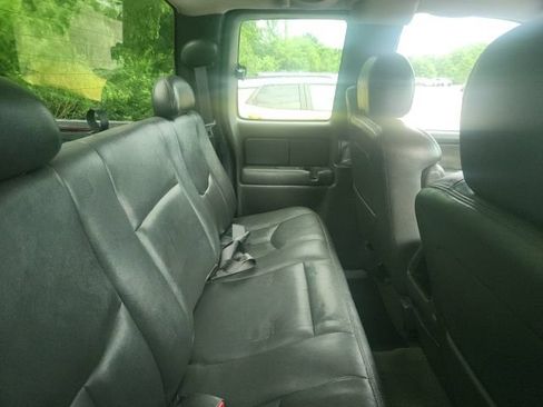 Used 2003 GMC Sierra 3500 SLE AWD/4WD image 9