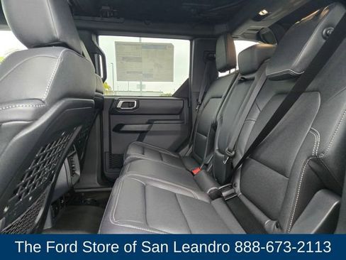 New 2025 Ford Bronco Badlands image 12