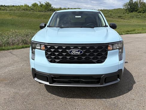 New 2026 Ford Maverick XLT AWD/4WD image 8