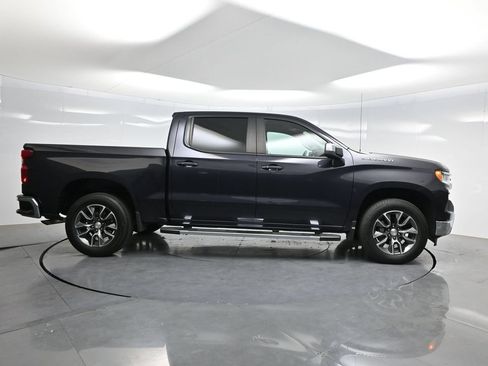 Used 2022 Chevrolet Silverado 1500 LT RWD image 37