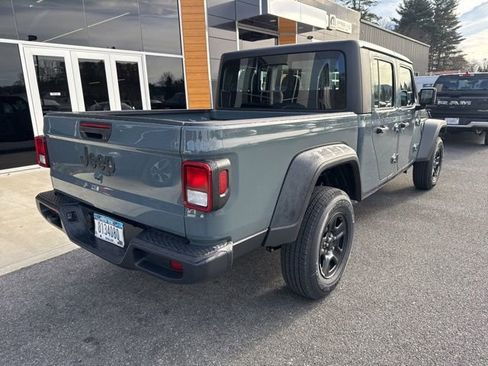 New 2026 Jeep Gladiator Sport AWD/4WD image 6