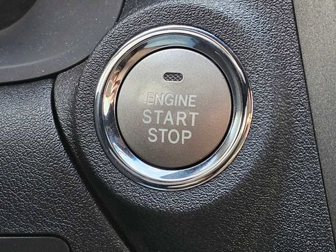 Used 2013 Lexus IS 250C image 33