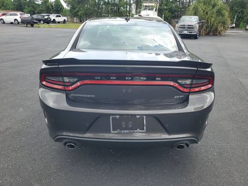 Used 2022 Dodge Charger GT RWD image 5