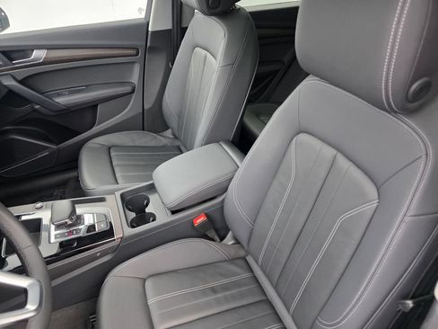 Used 2023 Audi Q5 2.0T Premium Plus w/ Premium Plus Package AWD/4WD image 12