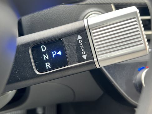 Used 2025 Hyundai Sonata SEL FWD image 29