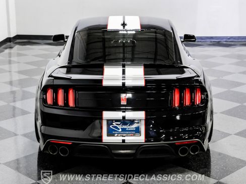 Used 2020 Ford Mustang Shelby GT350R w/ GT350R Equipment Group 920A RWD image 34
