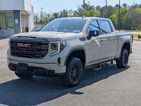 Used 2023 GMC Sierra 1500 AT4X AWD/4WD image 2