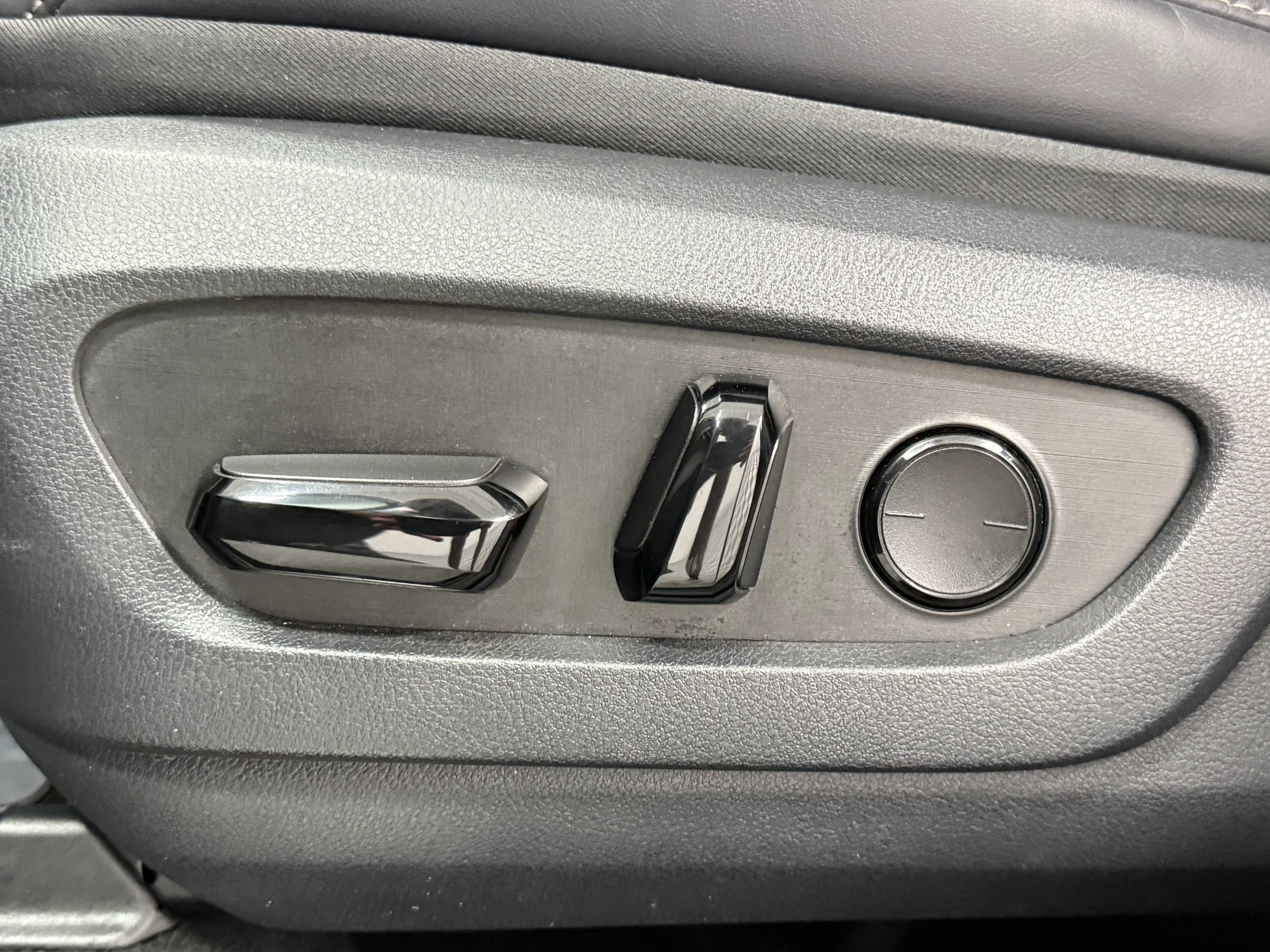 Used 2024 Lexus TX 500h AWD image 34