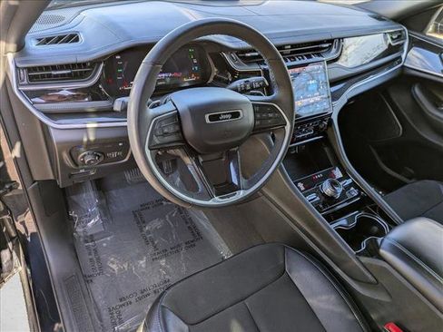 Used 2023 Jeep Grand Cherokee Trailhawk w/ Advanced Protech Group II image 10