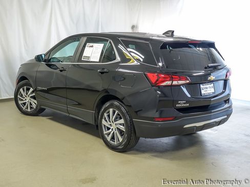 Used 2022 Chevrolet Equinox LT image 8