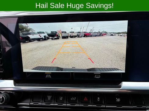 Used 2025 Chevrolet Silverado 2500 LT w/ Convenience Package AWD/4WD image 9