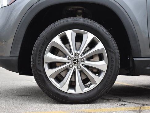 Used 2021 Mercedes-Benz GLE 350 4MATIC image 11
