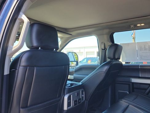 Used 2021 Ford F250 Lariat w/ Lariat Ultimate Package AWD/4WD image 13