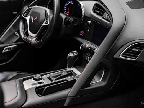 Used 2018 Chevrolet Corvette Z06 RWD image 57
