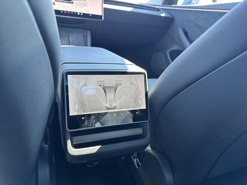 Used 2024 Tesla Model 3 Long Range image 15