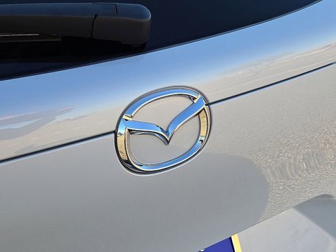 New 2025 MAZDA CX-30 AWD 2.5 S w/ Select Sport Pkg image 12