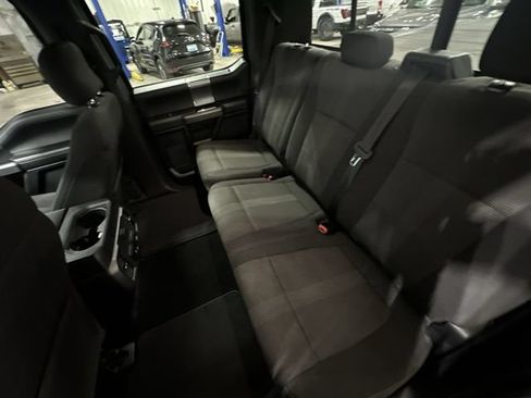 Used 2017 Ford F150 XLT w/ Equipment Group 302A Luxury AWD/4WD image 30