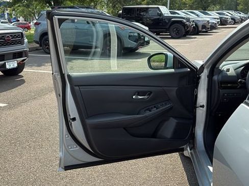 Certified 2020 Nissan Sentra S FWD image 8