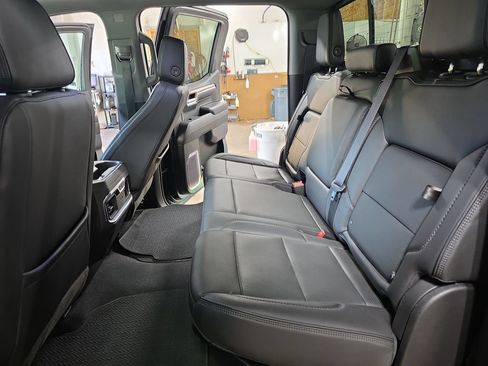 Used 2022 GMC Sierra 1500 Denali w/ Denali Reserve Package AWD/4WD image 13