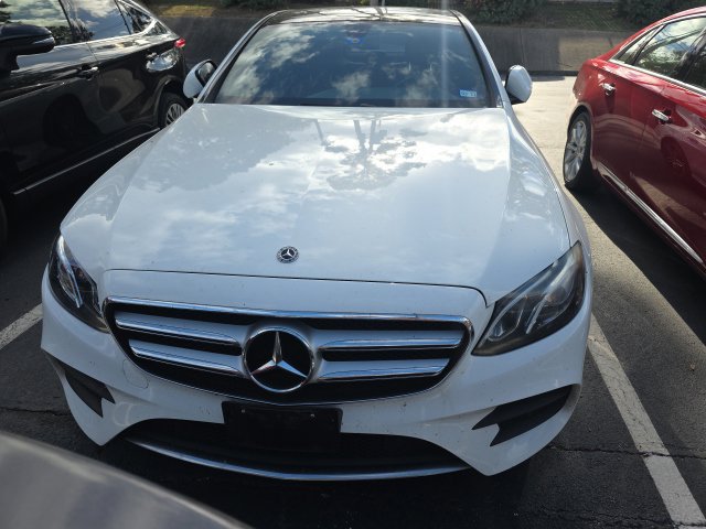 Used 2018 Mercedes-Benz E 300 image 2