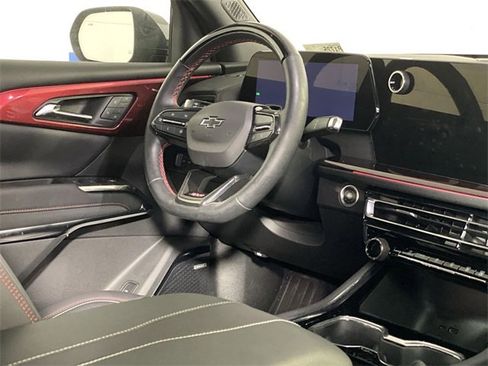 Certified 2024 Chevrolet Traverse RS w/ LPO, Floor Liner Package image 10