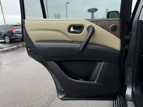 Used 2024 INFINITI QX80 Premium Select w/ Cargo Package image 16