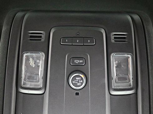 Used 2021 Chevrolet Tahoe LT image 21