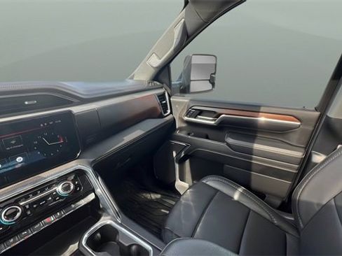 Used 2024 GMC Sierra 2500 Denali w/ Denali Reserve Package image 26
