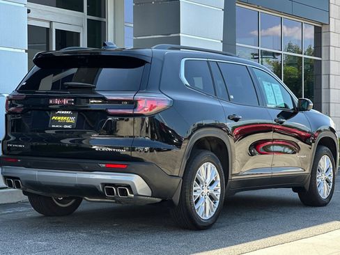 Used 2026 GMC Acadia Elevation w/ Elevation Premium Package FWD image 4