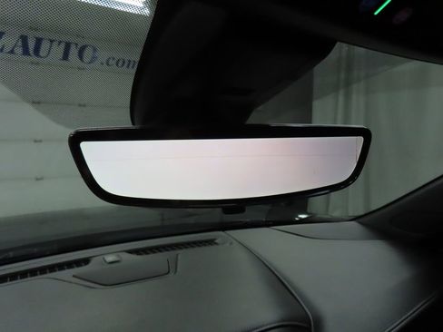 Used 2021 GMC Yukon Denali w/ Denali Premium Package image 28