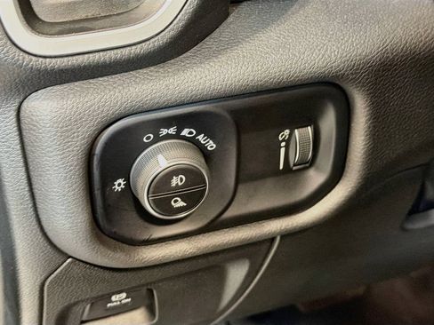 Used 2023 RAM 1500 Big Horn AWD/4WD image 12