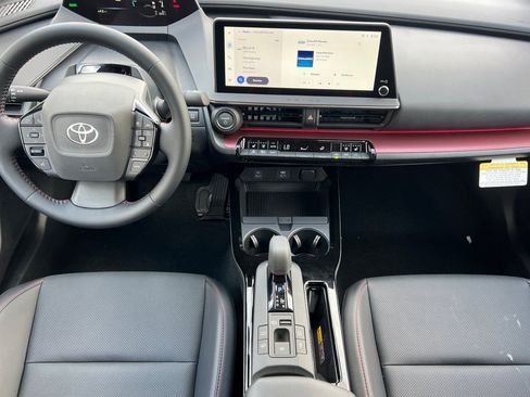 New 2026 Toyota Prius Plug-In Hybrid image 4