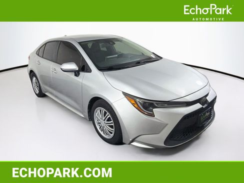 Used 2020 Toyota Corolla LE w/ Protection Package FWD image 1